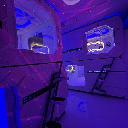 Bmax Spacepods Sleep In Space - 4Mins From Mactan Airport Μακτάν Εξωτερικό φωτογραφία