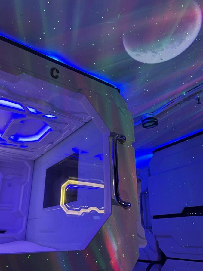 Bmax Spacepods Sleep In Space - 4Mins From Mactan Airport Μακτάν Εξωτερικό φωτογραφία
