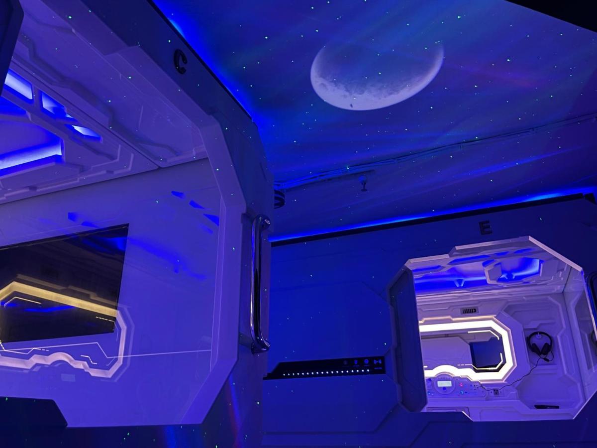 Bmax Spacepods Sleep In Space - 4Mins From Mactan Airport Μακτάν Εξωτερικό φωτογραφία