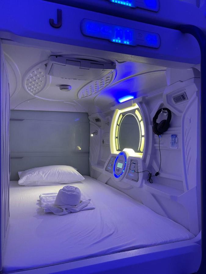 Bmax Spacepods Sleep In Space - 4Mins From Mactan Airport Μακτάν Εξωτερικό φωτογραφία