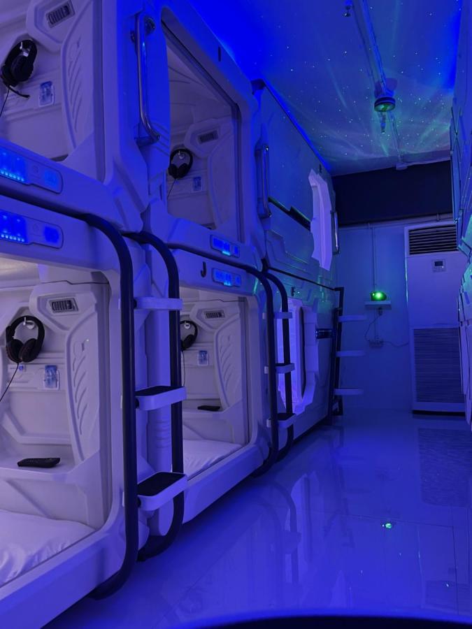 Bmax Spacepods Sleep In Space - 4Mins From Mactan Airport Μακτάν Εξωτερικό φωτογραφία