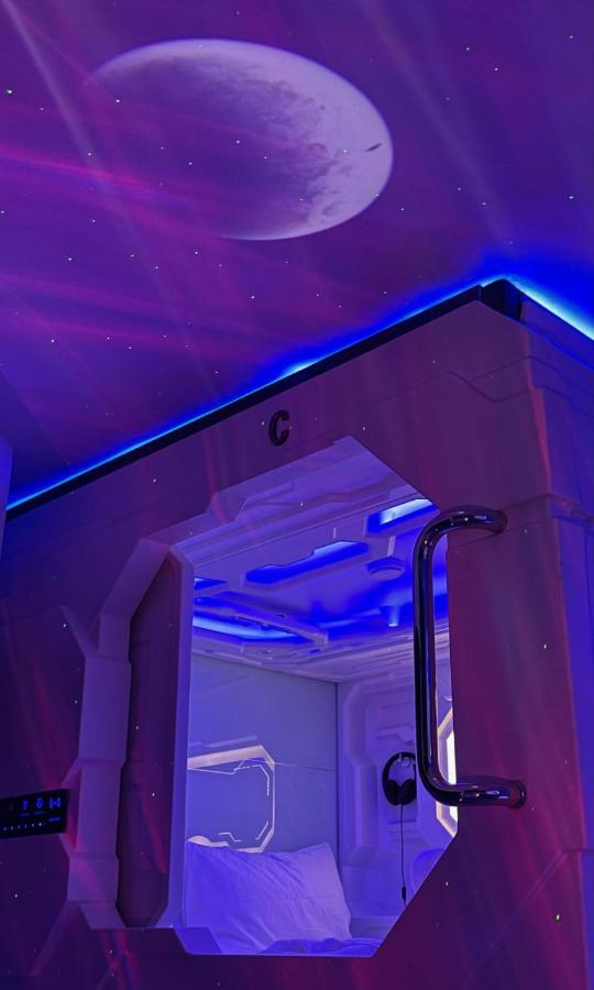 Bmax Spacepods Sleep In Space - 4Mins From Mactan Airport Μακτάν Εξωτερικό φωτογραφία